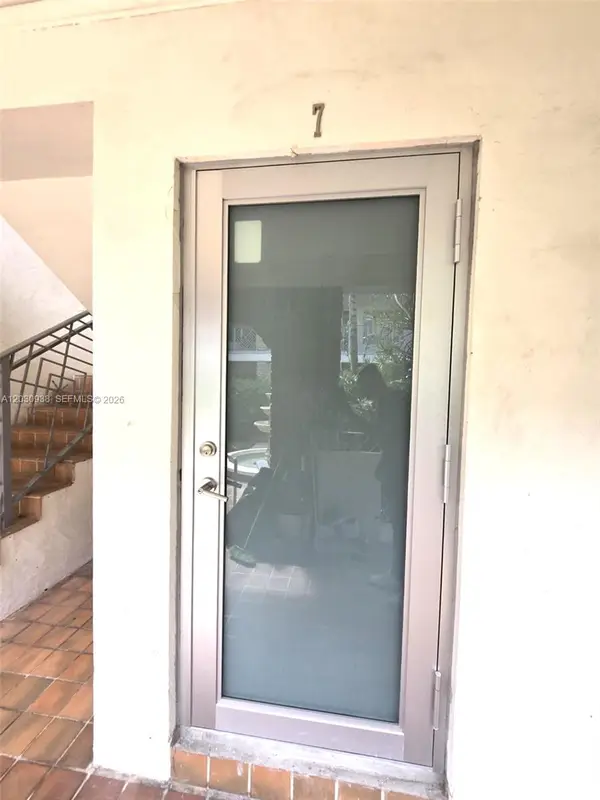 2131 Calais Dr #7, Miami Beach, FL 33141