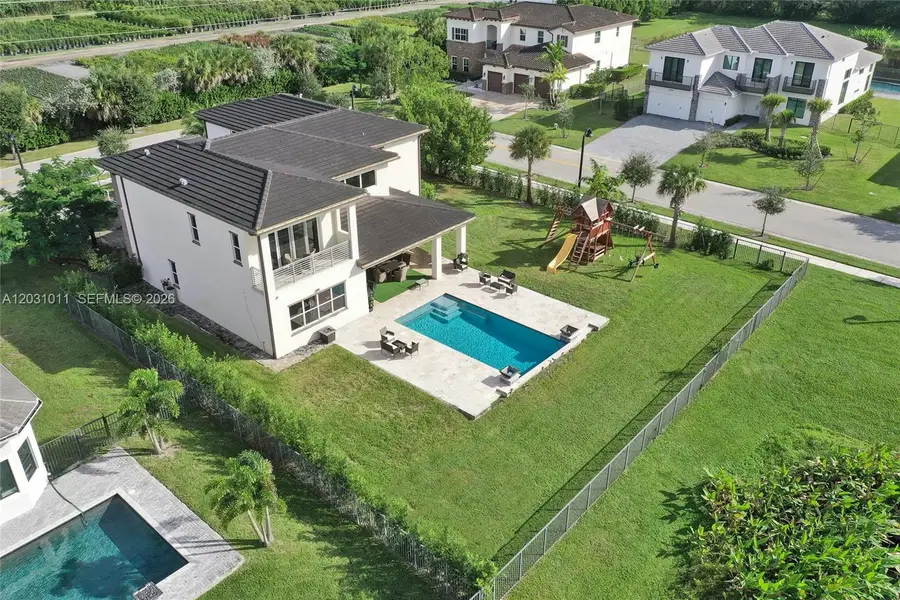 6804 N Stillwater Shores Dr, Davie, FL 33314 - #2