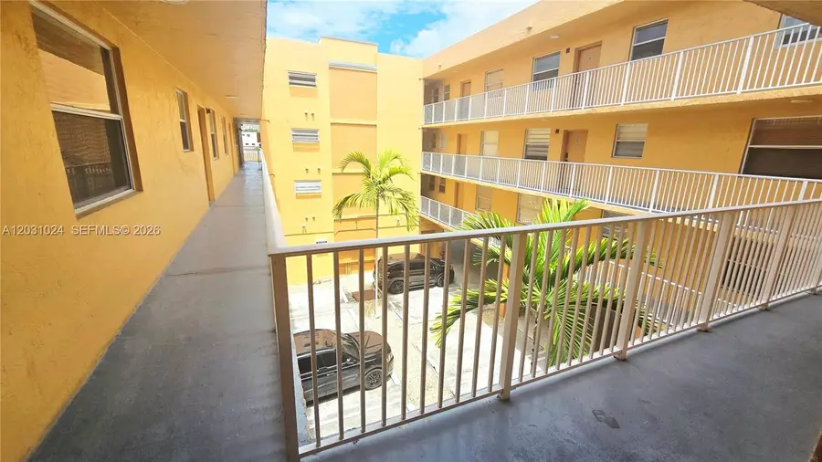 2441 SW 31st Ave #207, Miami, FL 33145 - #2