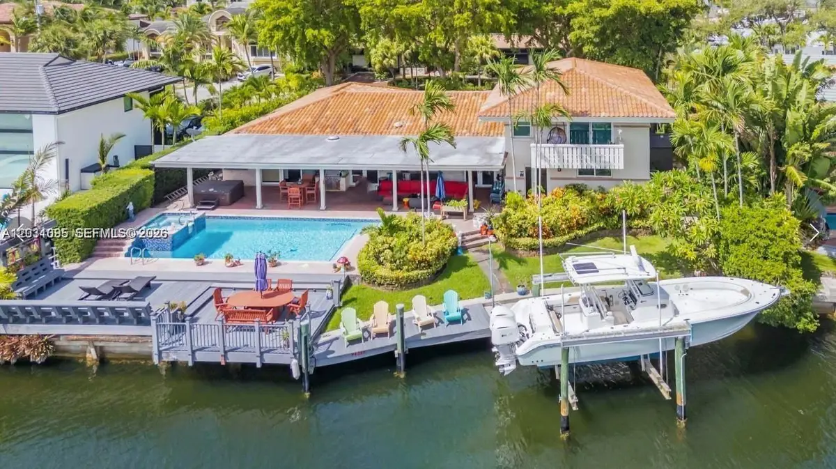 2015 NE 120th Rd, North Miami, FL 33181 - #1