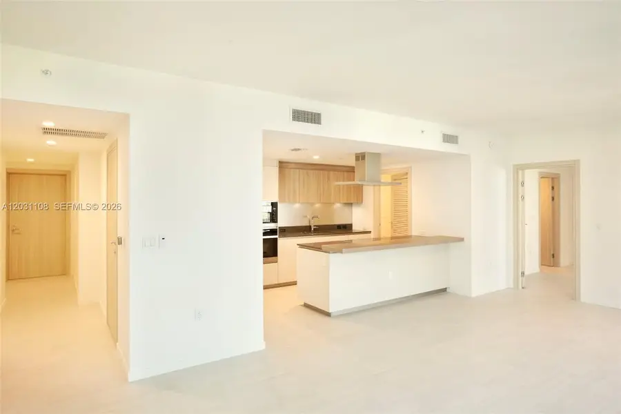 1000 Brickell Plz #4609, Miami, FL 33131 - #2