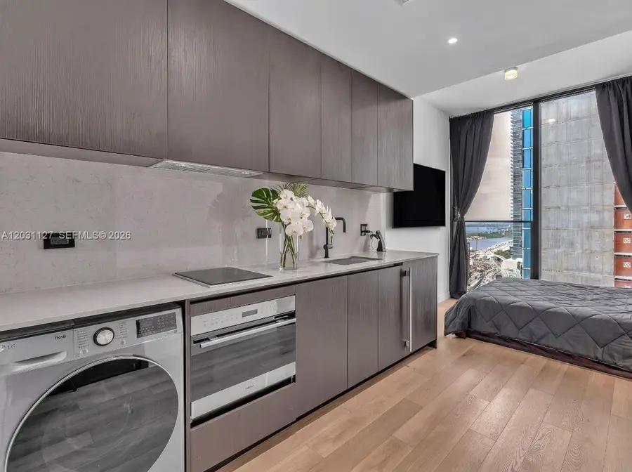 20 NE 11th St #3106B, Miami, FL 33132 - #2