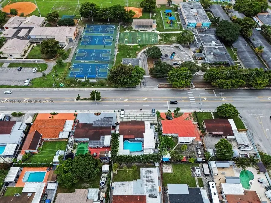 4265 W 8th Ave, Hialeah, FL 33012 - #2