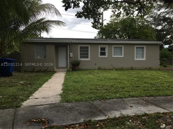 1594 NE 155th Ter, North Miami Beach, FL 33162