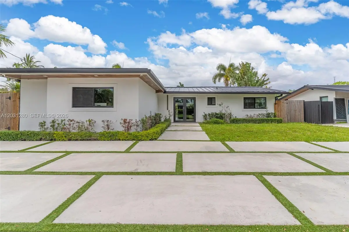 1713 SW 5th St, Fort Lauderdale, FL 33312 - #1