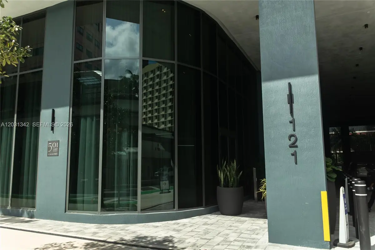 121 NE 5th St #1012A, Miami, FL 33132 - #1