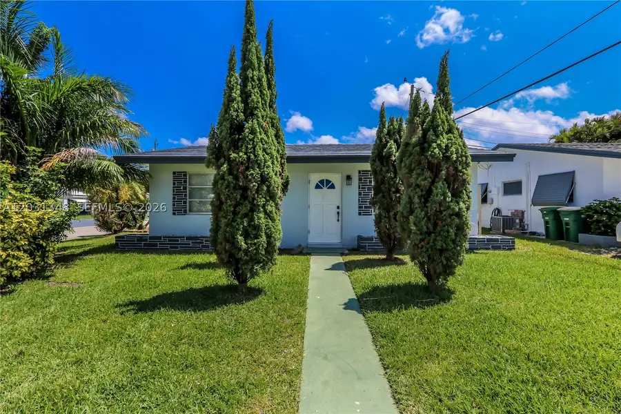 2700 NW 52nd Ct, Tamarac, FL 33309 - #2