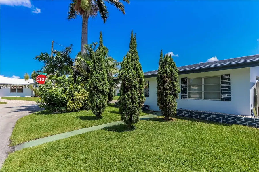 2700 NW 52nd Ct, Tamarac, FL 33309 - #3