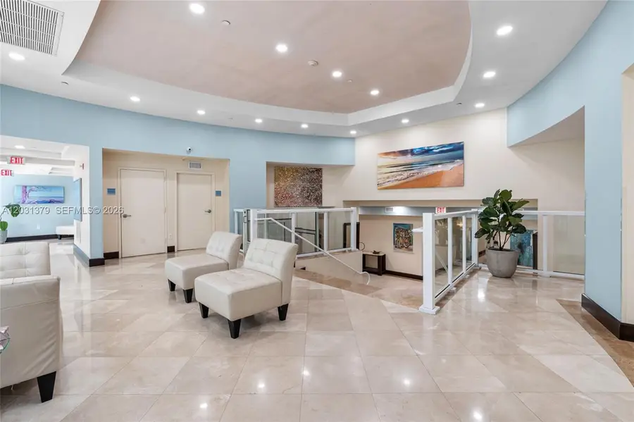 7600 Collins Ave #1210, Miami Beach, FL 33141 - #3