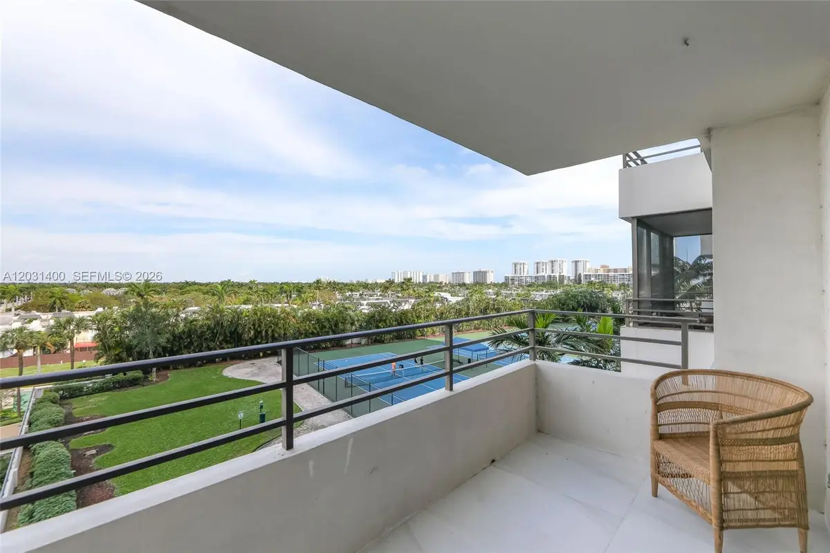 600 Three Islands Blvd #403, Hallandale Beach, FL 33009 - #1