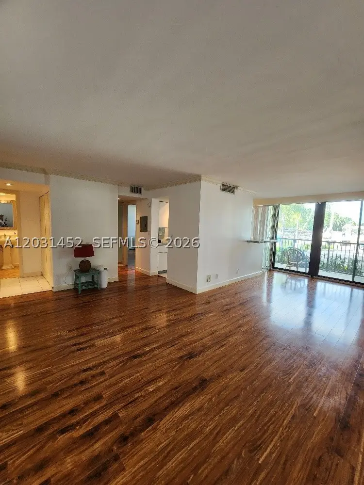 1301 River Reach Dr #106, Fort Lauderdale, FL 33315 - #3