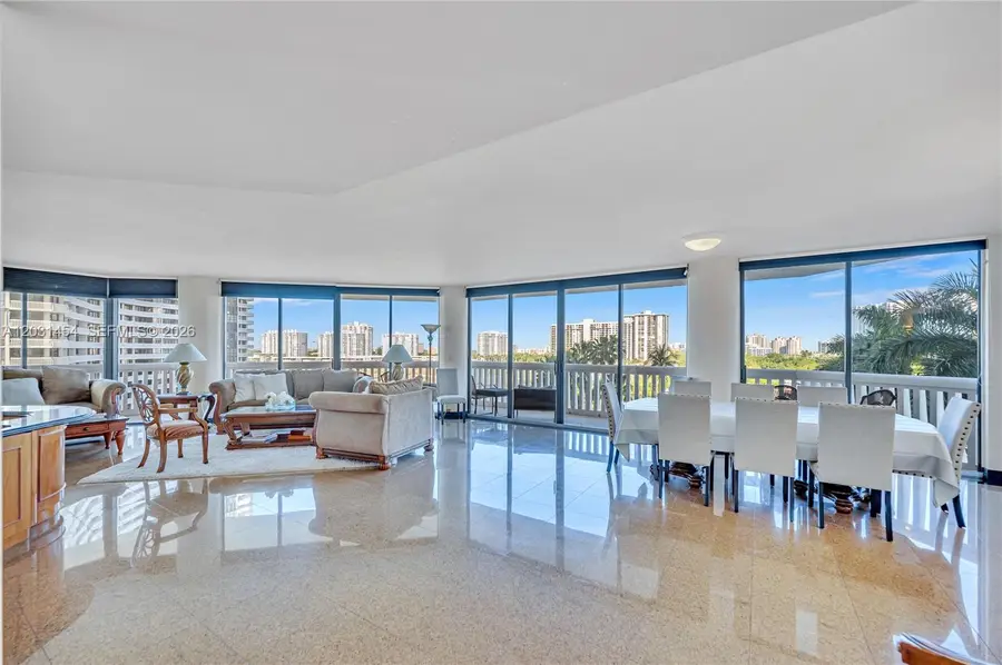 2000 Island Blvd #806, Aventura, FL 33160 - #2