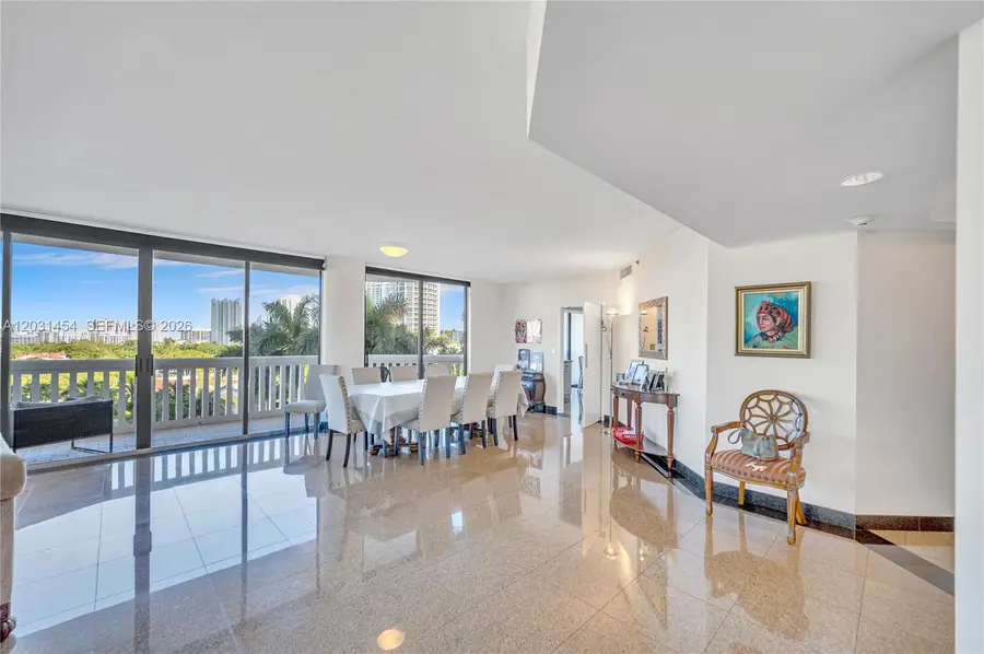 2000 Island Blvd #806, Aventura, FL 33160 - #3