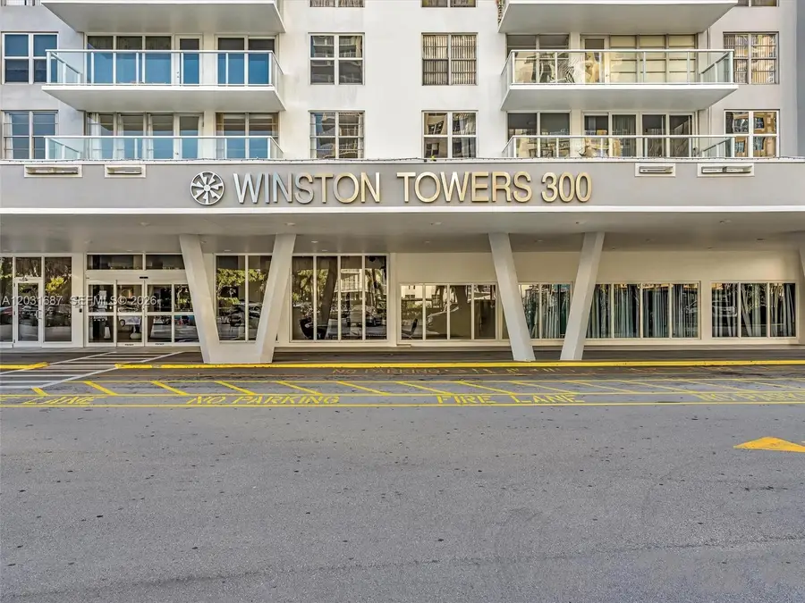 230 174th St #712, Sunny Isles Beach, FL 33160 - #2