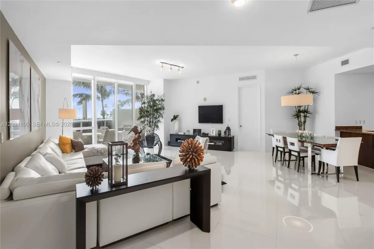 15811 Collins Ave #403, Sunny Isles Beach, FL 33160 - #1