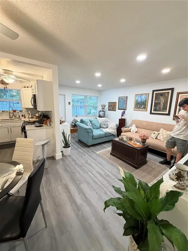 3500 Harrison #4, Hollywood, FL 33021
