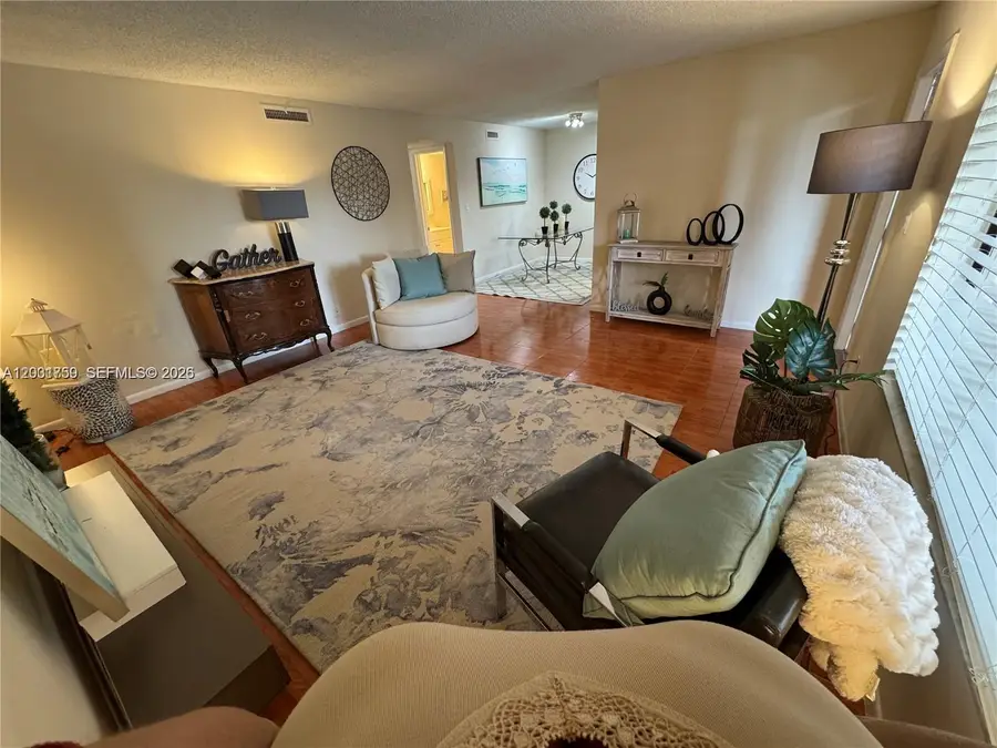 6900 SW 39th St #206J, Davie, FL 33314 - #2