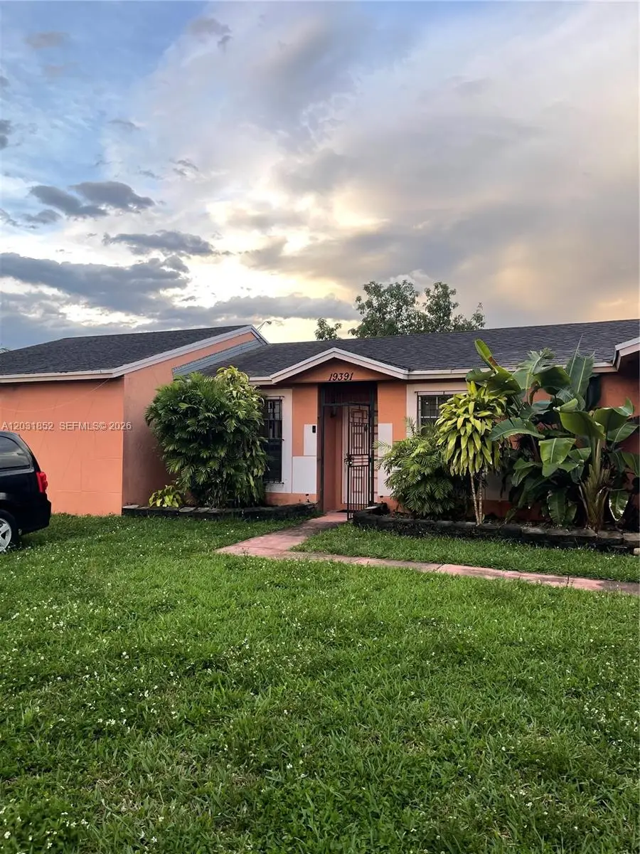 Address Withheld By Seller, Hialeah, FL 33015 - #1
