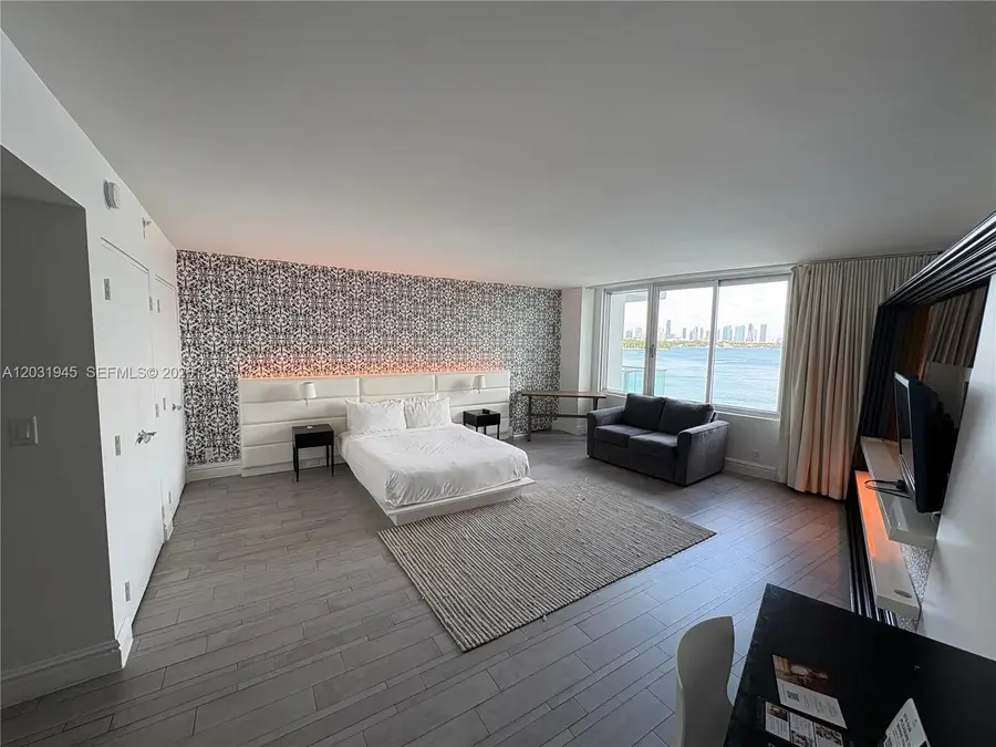 1100 West Ave #418, Miami Beach, FL 33139 - #3