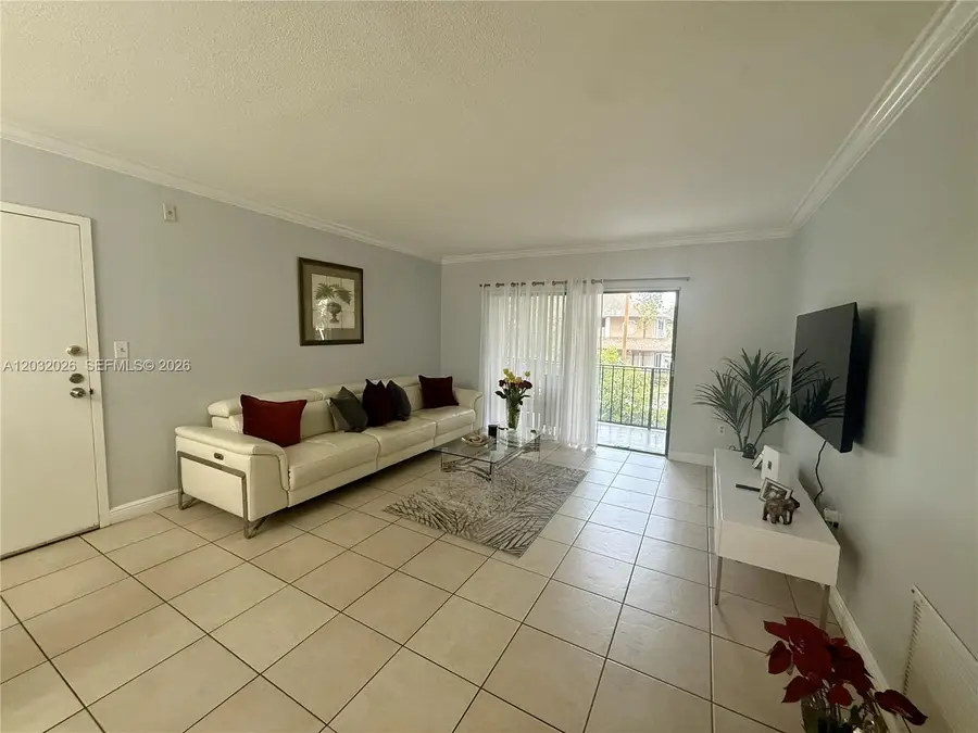 10413 N Kendall Dr #B208, Miami, FL 33176 - #2