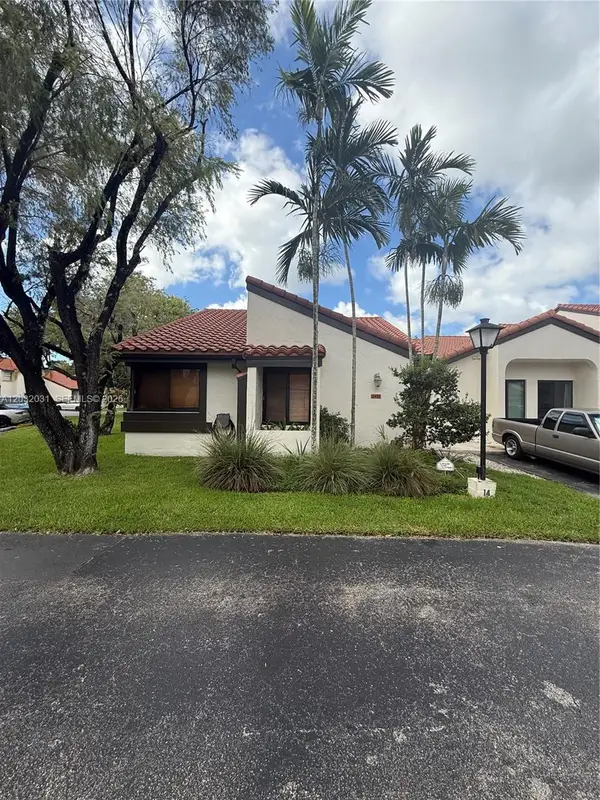 12430 SW 94th Ter, Miami, FL 33186