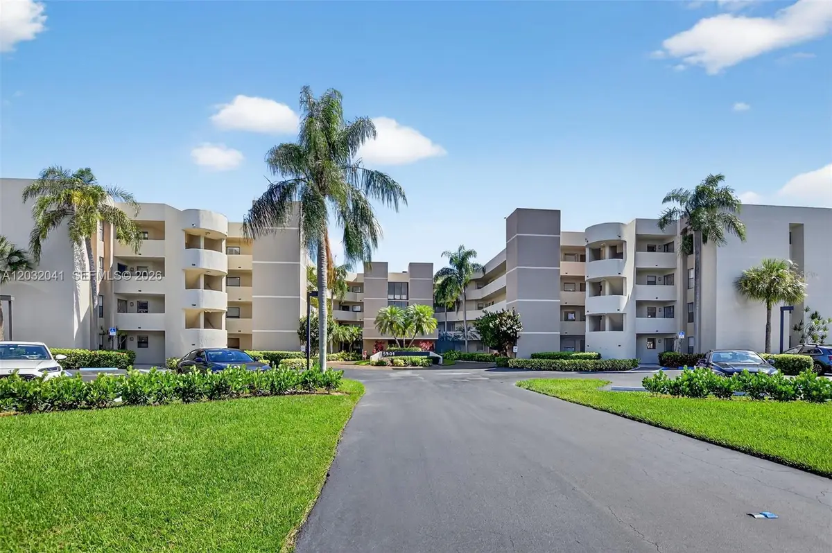 5901 Camino Del Sol #207, Boca Raton, FL 33433 - #1