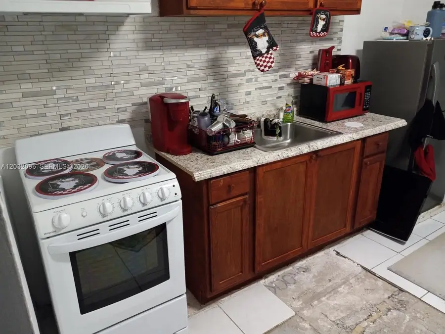 1100 NW 57th St, Miami, FL 33127 - #2