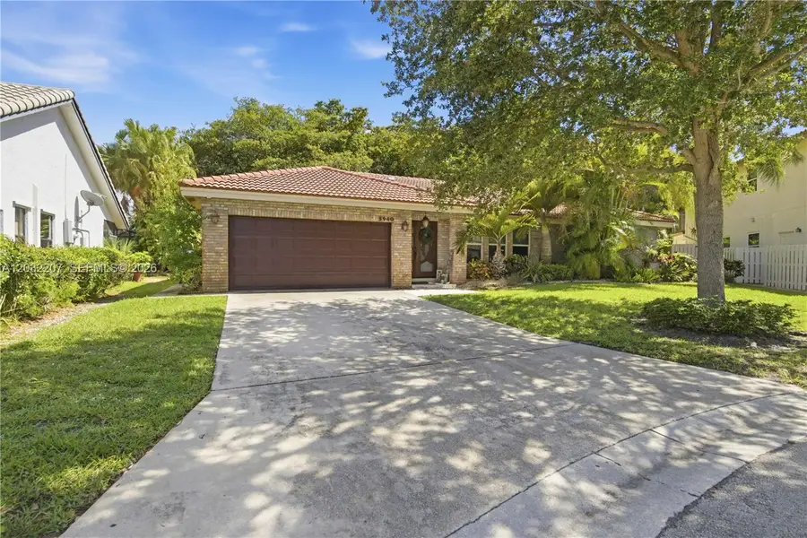 5940 NW 52nd St, Coral Springs, FL 33067 - #2