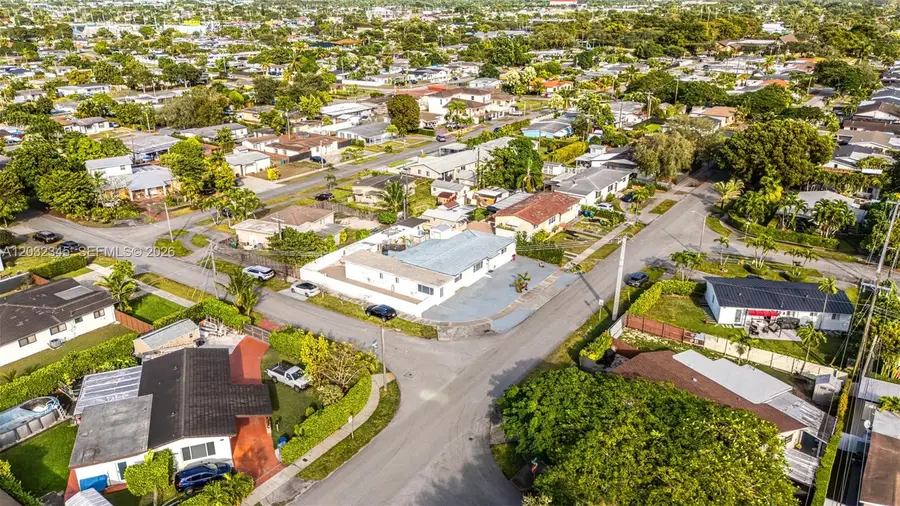 9365 SW 44th St, Miami, FL 33165 - #3