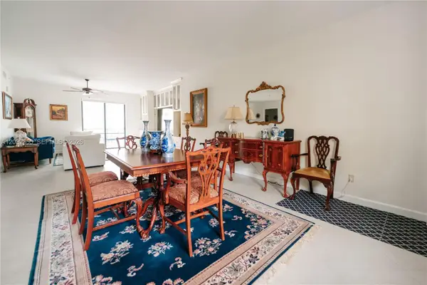8390 SW 72nd Ave #707, Miami, FL 33143