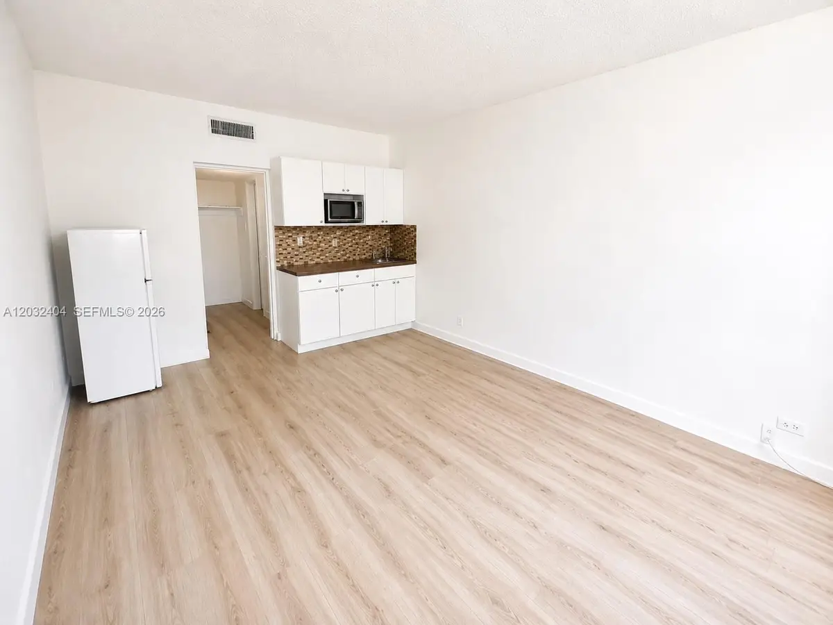 26 Diplomat Pkwy #2325, Hallandale Beach, FL 33009 - #1