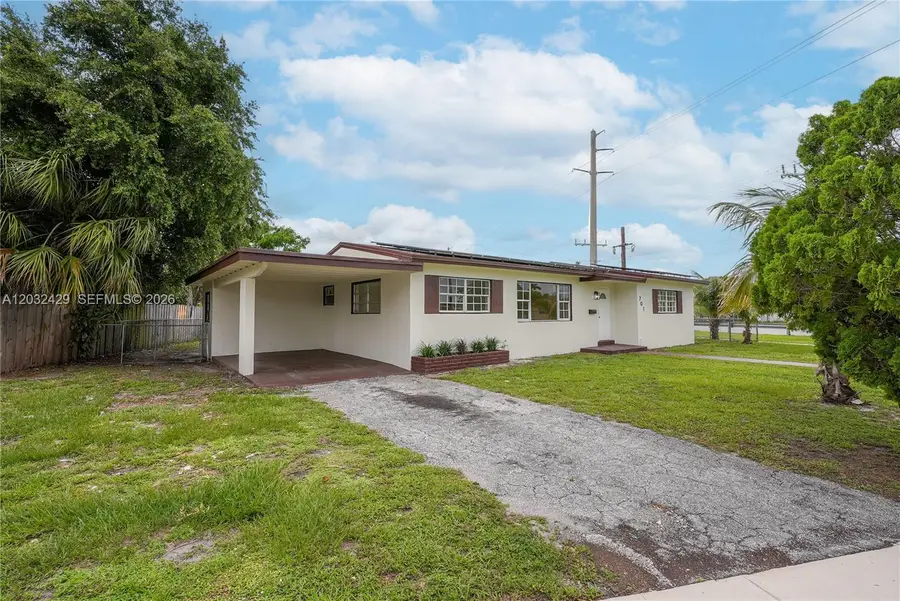 701 NW 176th Ter, Miami Gardens, FL 33169 - #3