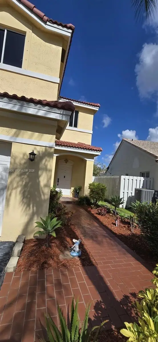 1643 Palermo Dr, Weston, FL 33327 - #2