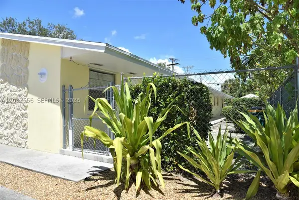 1008 N 18 Avenue, Lake Worth, FL 33460