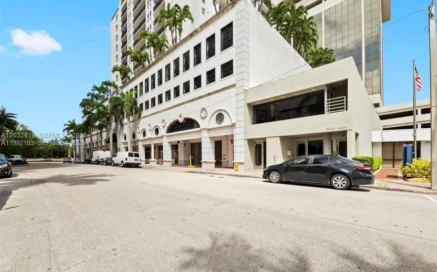 357 Almeria Ave #802, Coral Gables, FL 33134 - #3