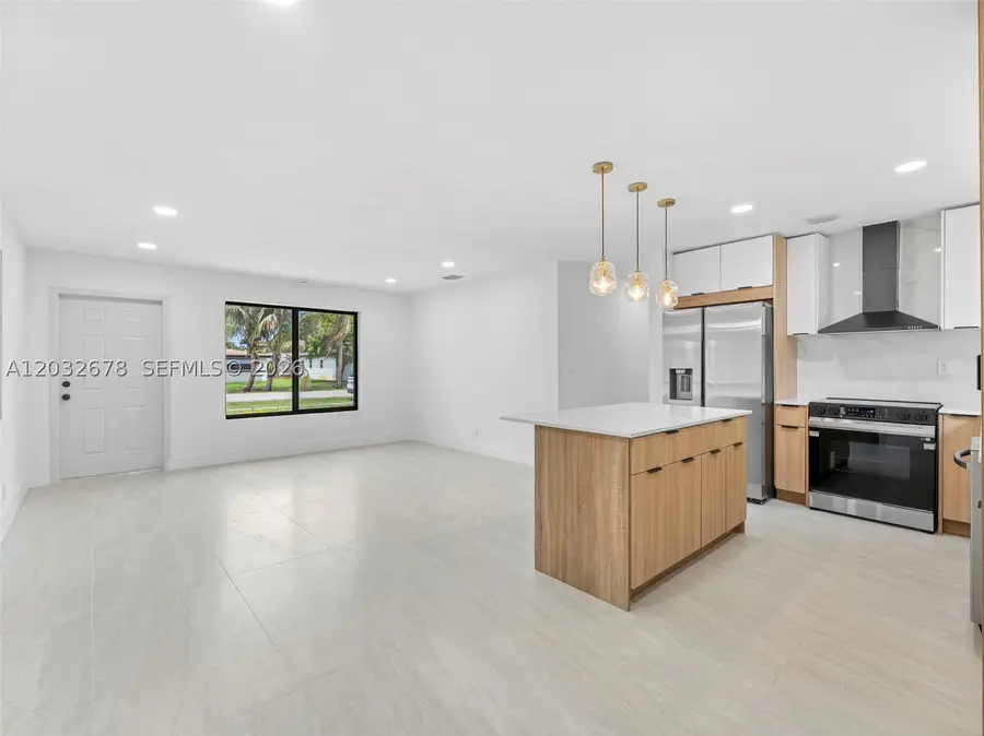 1055 Wyoming Ave, Fort Lauderdale, FL 33312 - #3