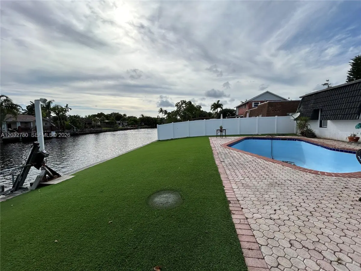 1772 NW 36th Ct, Oakland Park, FL 33309 - #1