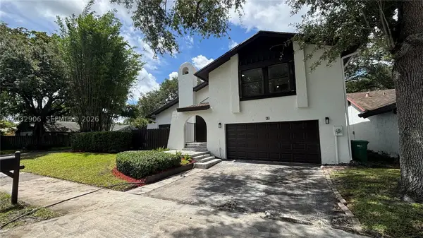 49 Forest Cir, Cooper City, FL 33026