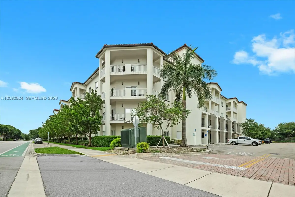 10950 NW 82nd St #213, Doral, FL 33178 - #1