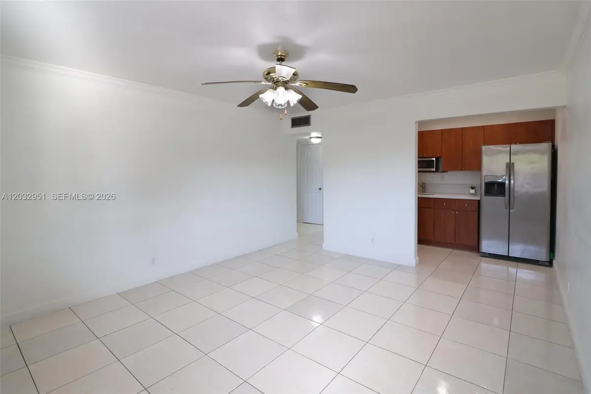 11195 SW 1st St #119, Miami, FL 33174 - #1