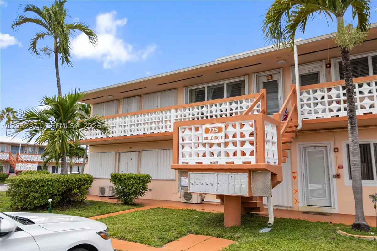 725 SW 11th Ave #12, Hallandale Beach, FL 33009 - #1