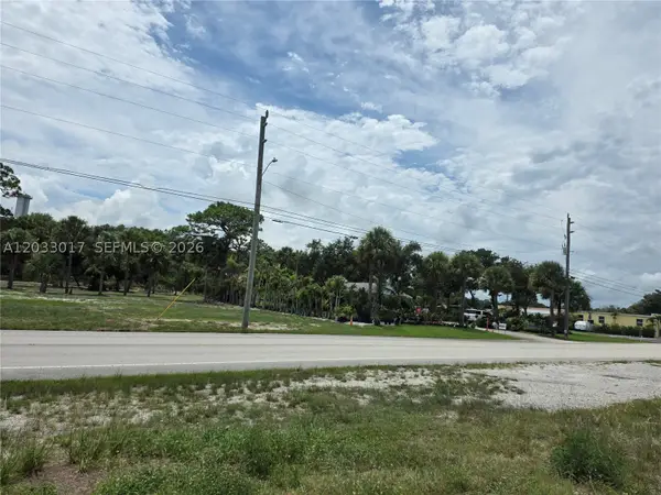 12360 SE Dixie Hwy, Hobe Sound, FL 33455