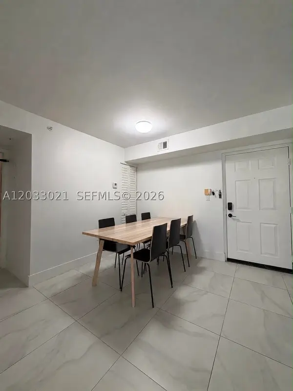 4540 NW 107th Ave #206-11, Doral, FL 33178