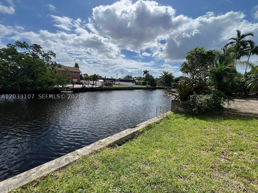 1881 NW 36th St, Oakland Park, FL 33309 - #2