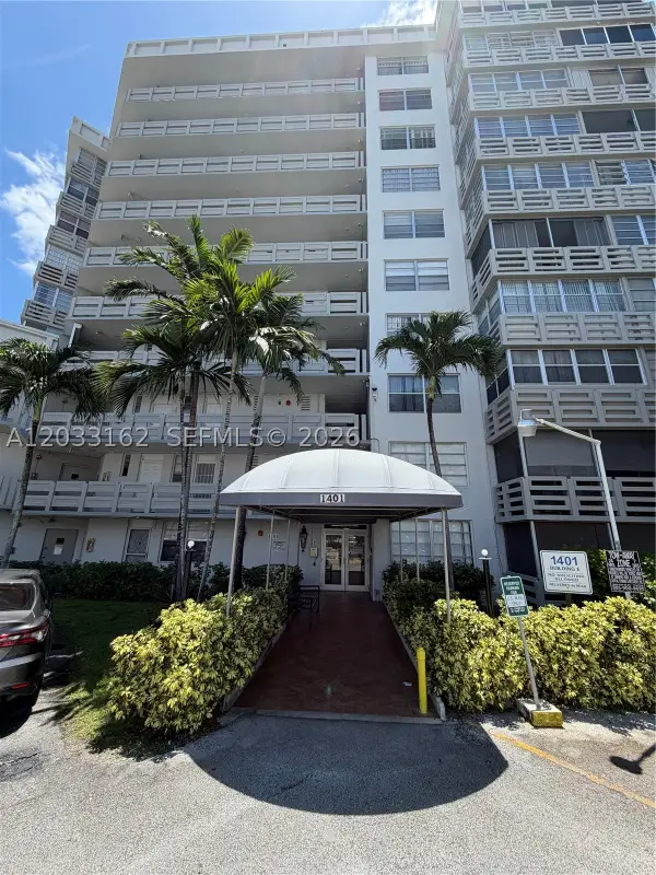 1401 NE Miami Gardens Dr #891, Miami, FL 33179