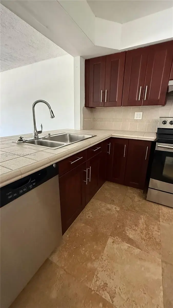 1400 NE 191st St #310, Miami, FL 33179 - #1