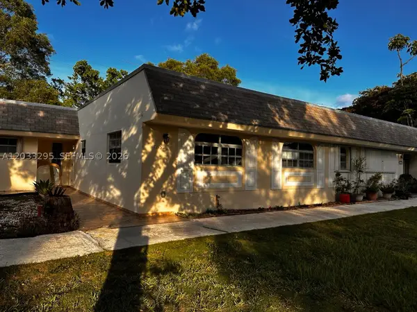 17215 SW 112 Ct #II2543, Miami, FL 33157