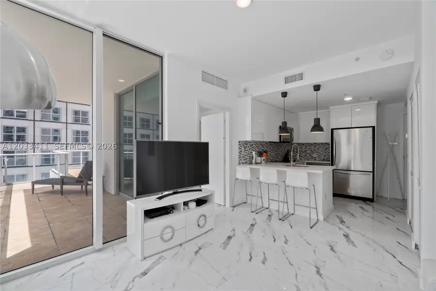 300 S Biscayne Blvd #T-1411, Miami, FL 33131 - #2