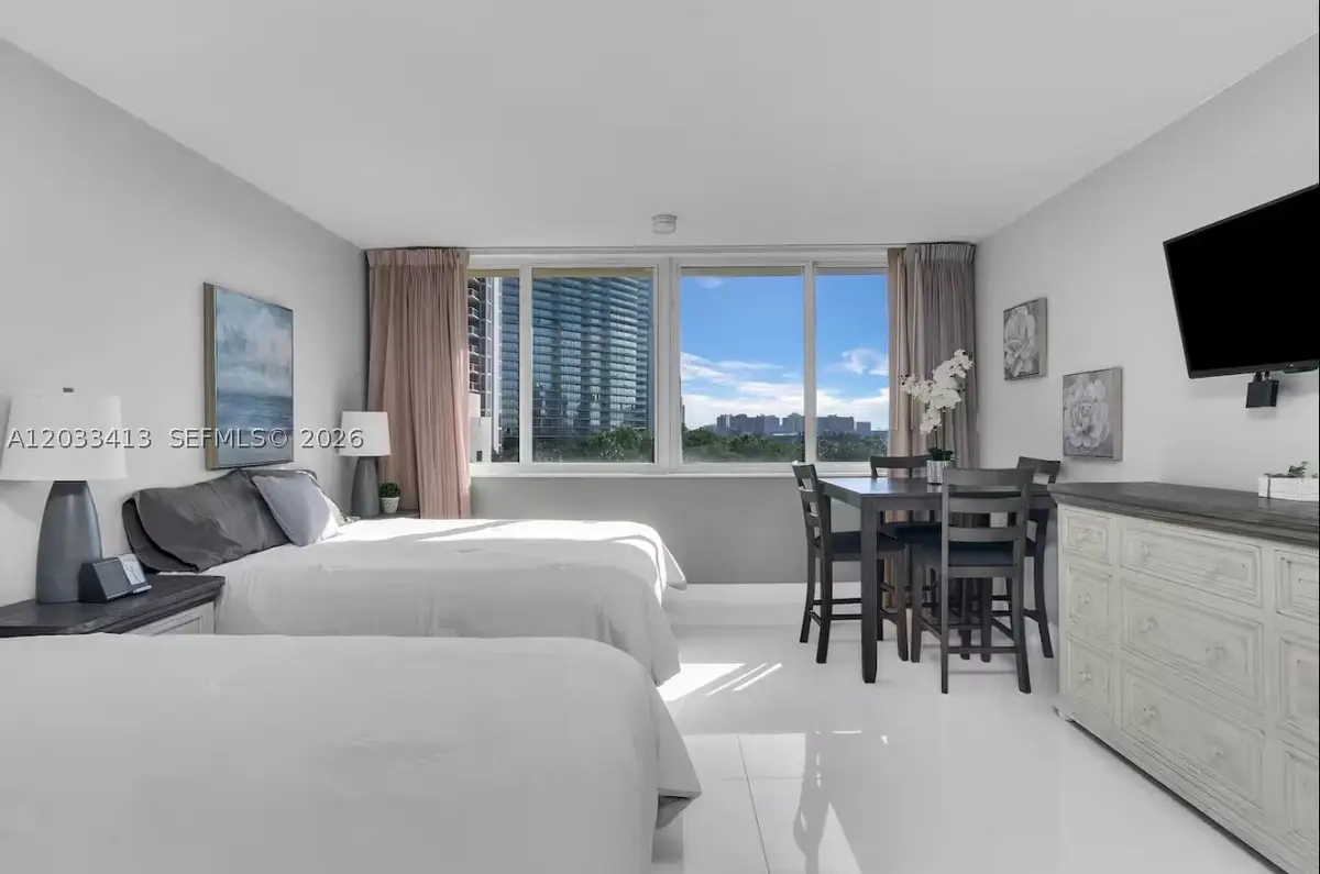 19201 Collins Ave #440, Sunny Isles Beach, FL 33160 - #1
