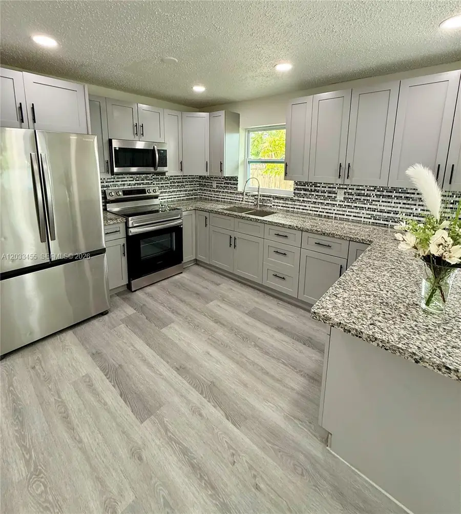 5609 SW 37th St, West Park, FL 33023 - #3